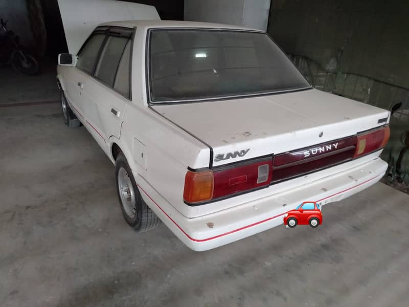 Nissan Sunny 1986 3