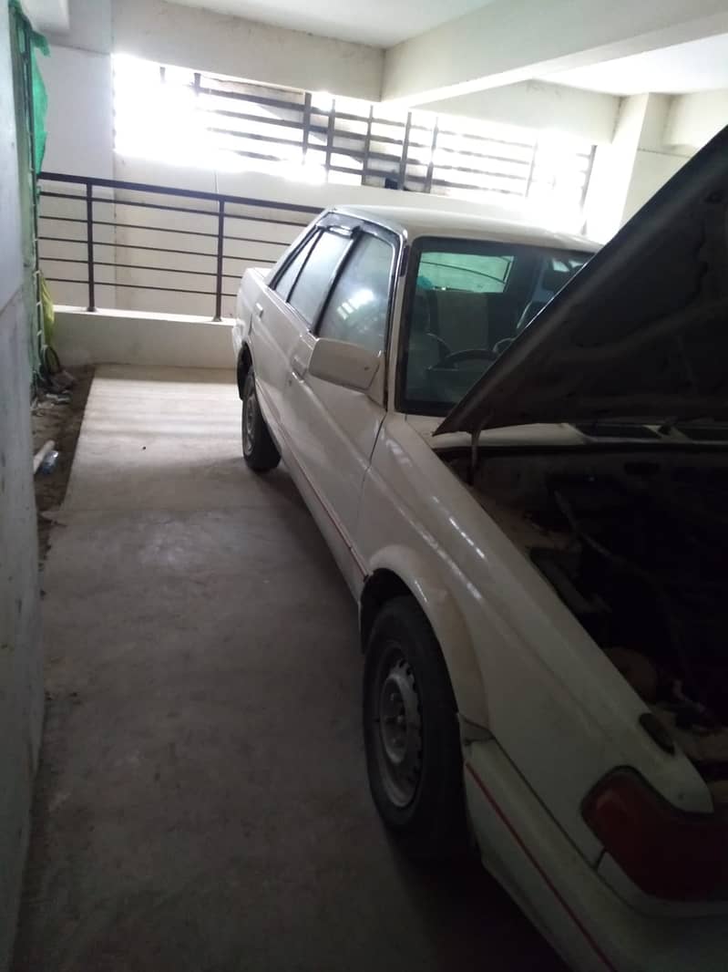 Nissan Sunny 1986 6