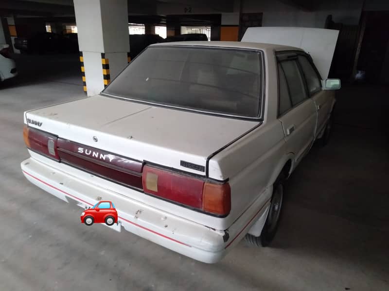 Nissan Sunny 1986 8