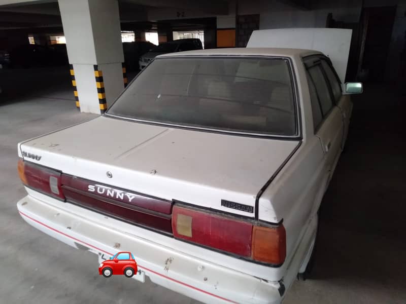 Nissan Sunny 1986 9