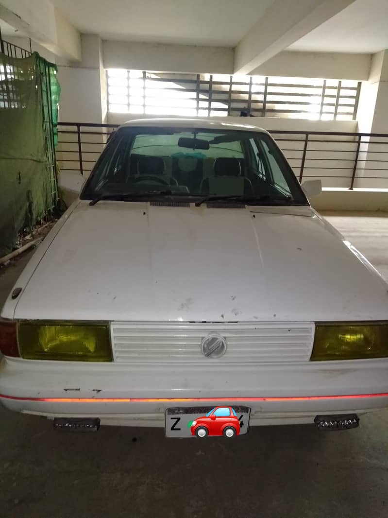 Nissan Sunny 1986 13