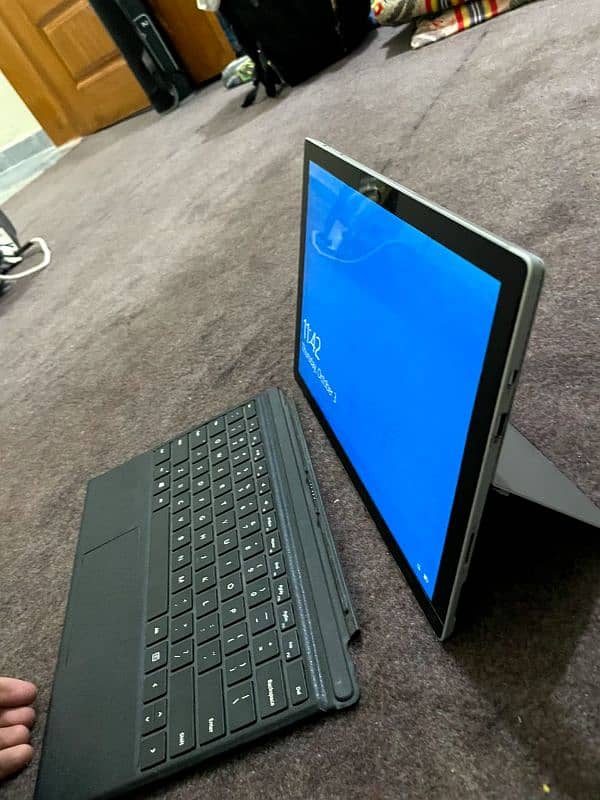 Surface pro 4 core i5_6th generation 4