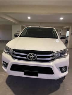 Toyota Hilux Revo v Automatic 2.8 2019