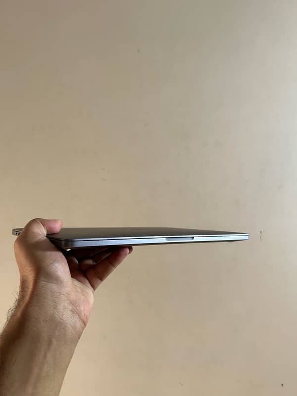 macbook pro m1 8/256, 10by10 5