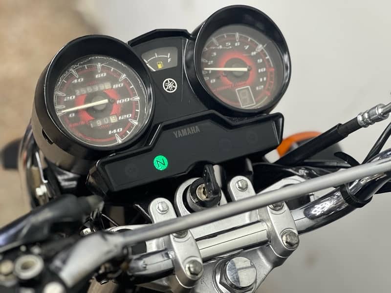 yamaha ybr125g 2016 model ( japniess model ) 1