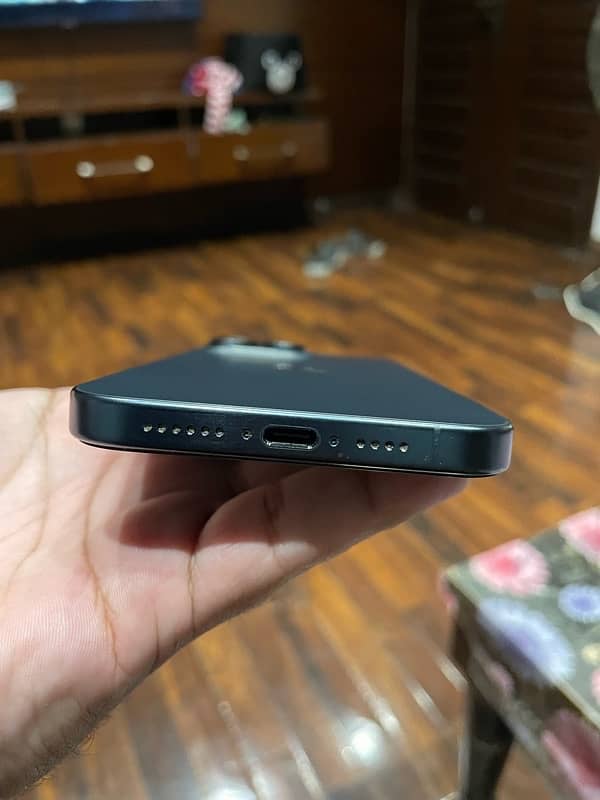 IPHONE 15 PRO MAX 256GB LLA 4