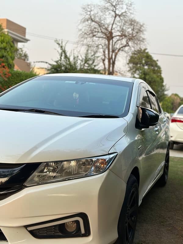 Honda Grace Hybrid 2015 3