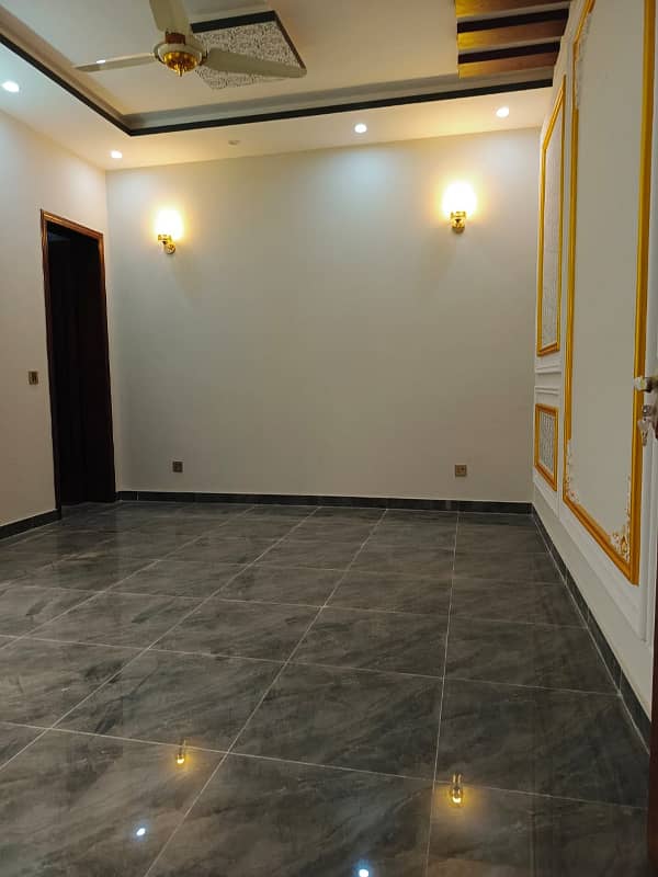 1 kanal house is available for rent in johar town lahore 23