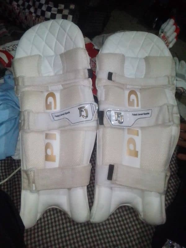 CA 15000 puls pro total  bat  pads gulevs haf Saman new haf used 13