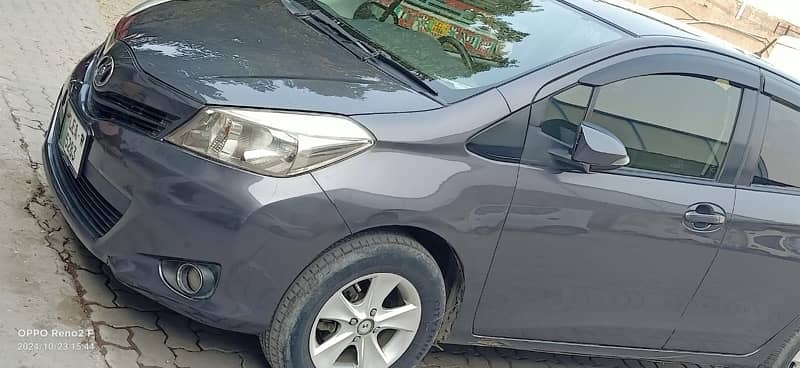 Toyota Vitz 2013 3