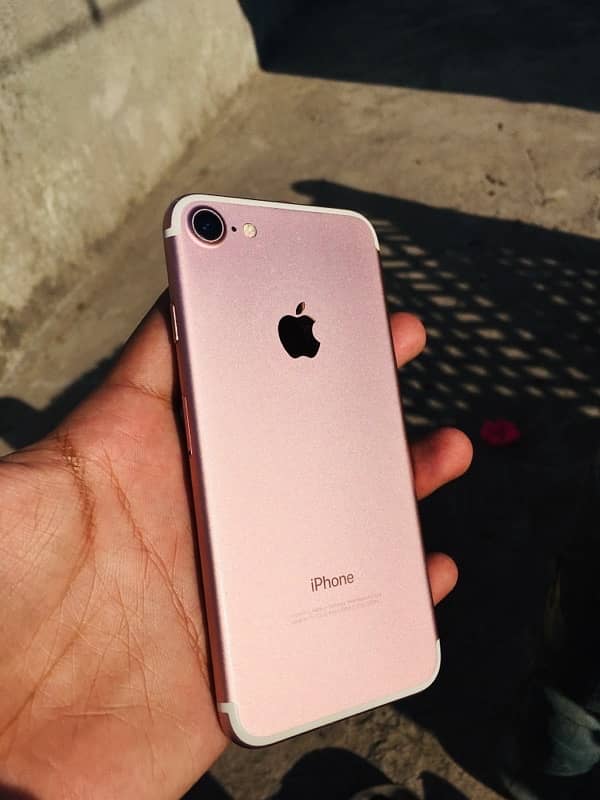 iPhone 7 pta approved 128gb 3