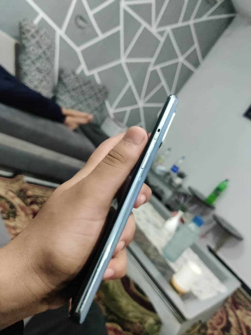 OnePlus 8t 4