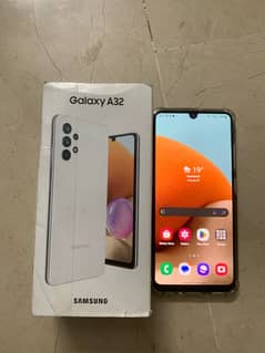 Samsung A32 6/128 with full packing