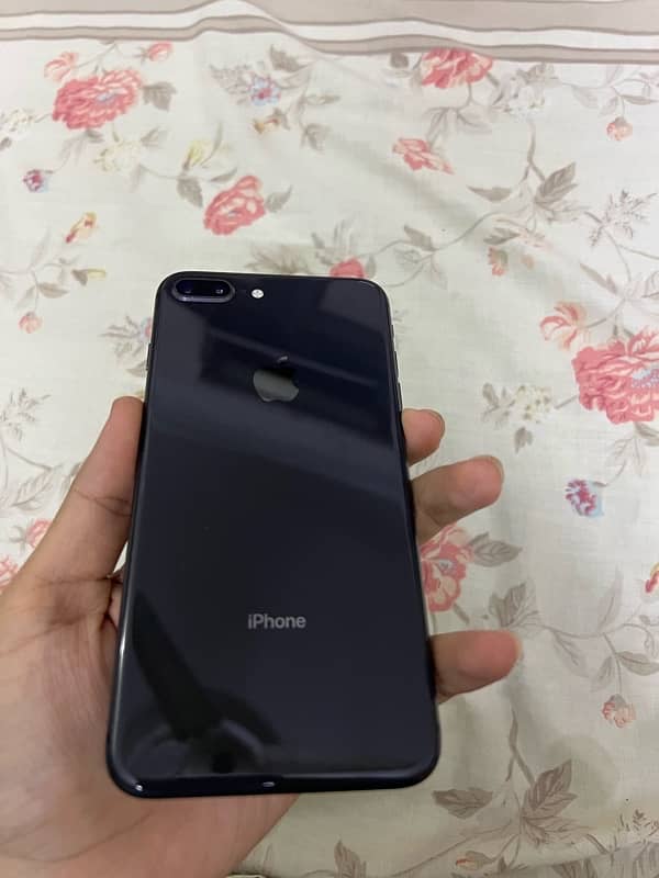 iPhone 8 Plus 6