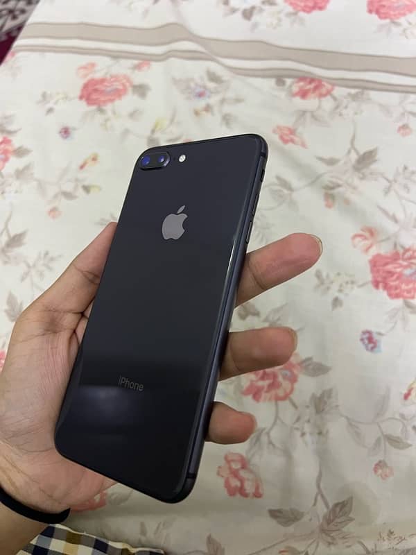 iPhone 8 Plus 7