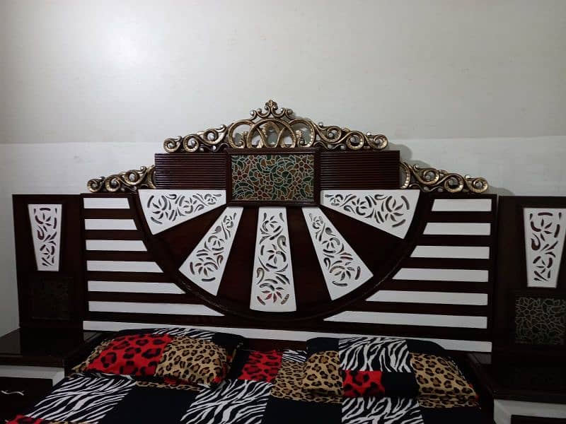 bed room set 4 piece with mattress urgent sale 19