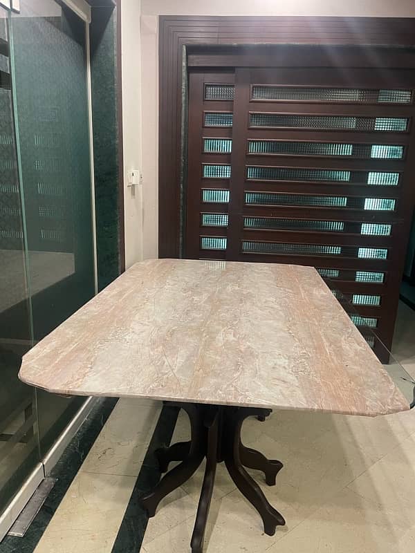 Glass dining table 2