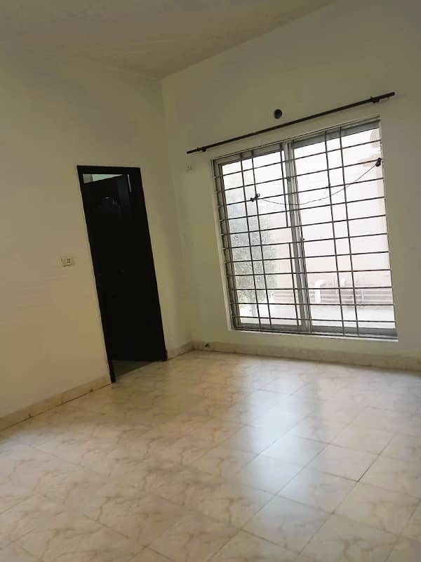 5 marla flat 2 bed room with attached bath 3