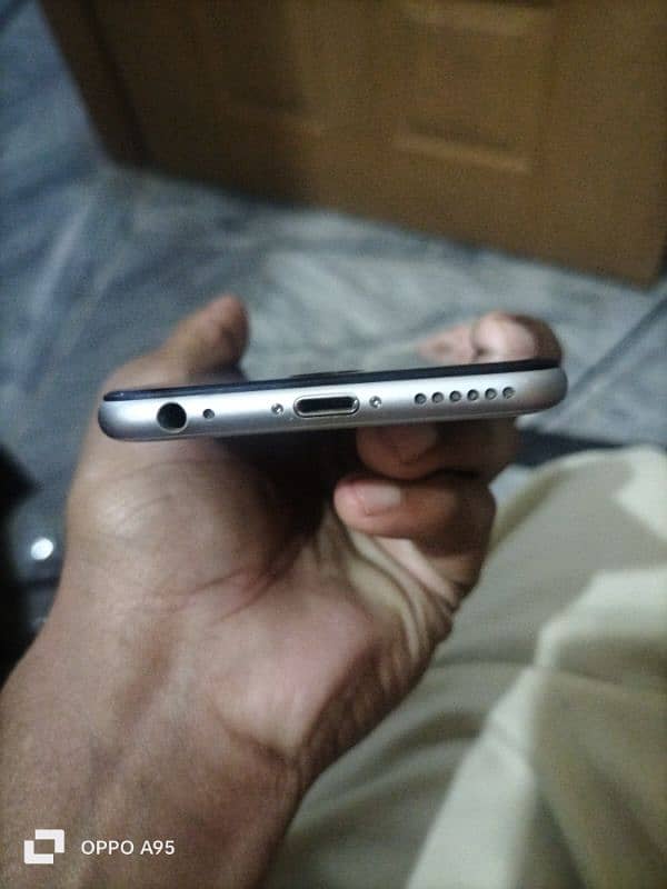 Used Mobile iphone 6 GB 64 / 50.1GB 4