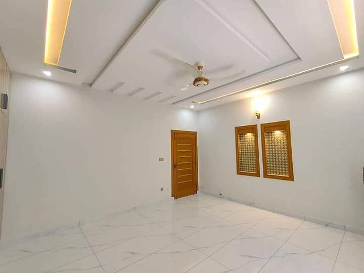 mumtaz city 10 marla house for sale 26