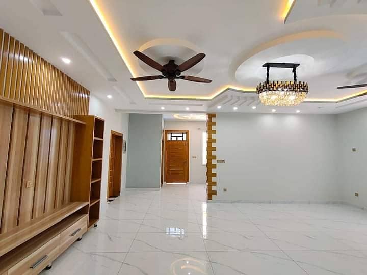 mumtaz city 10 marla house for sale 29