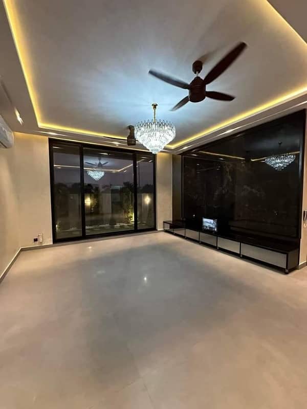 Mumtaz city 1 kanal incomplete house for sale 10