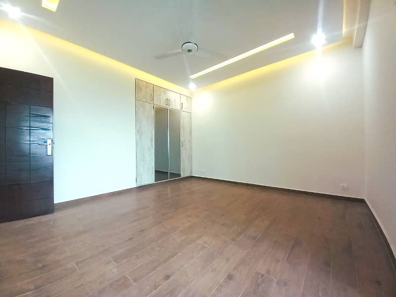 4 bed room appartment for sale 2