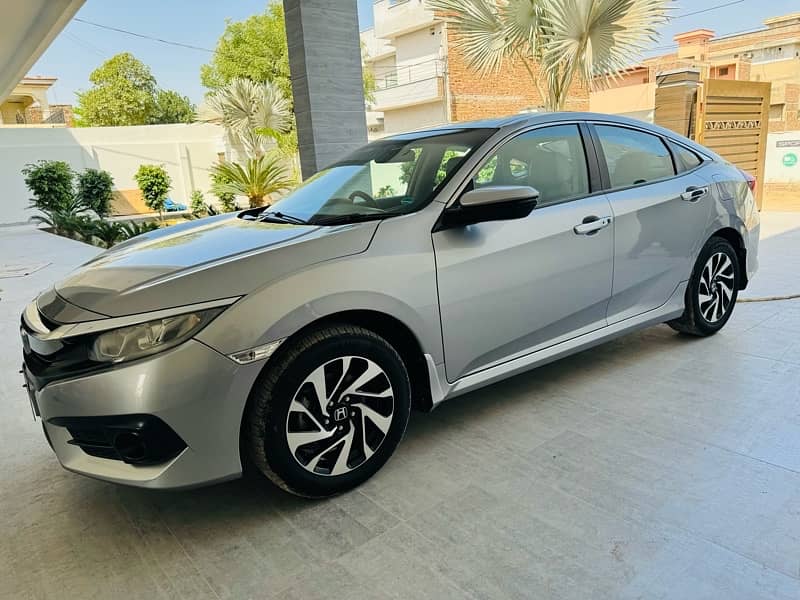 Honda Civic Oriel 2017 4