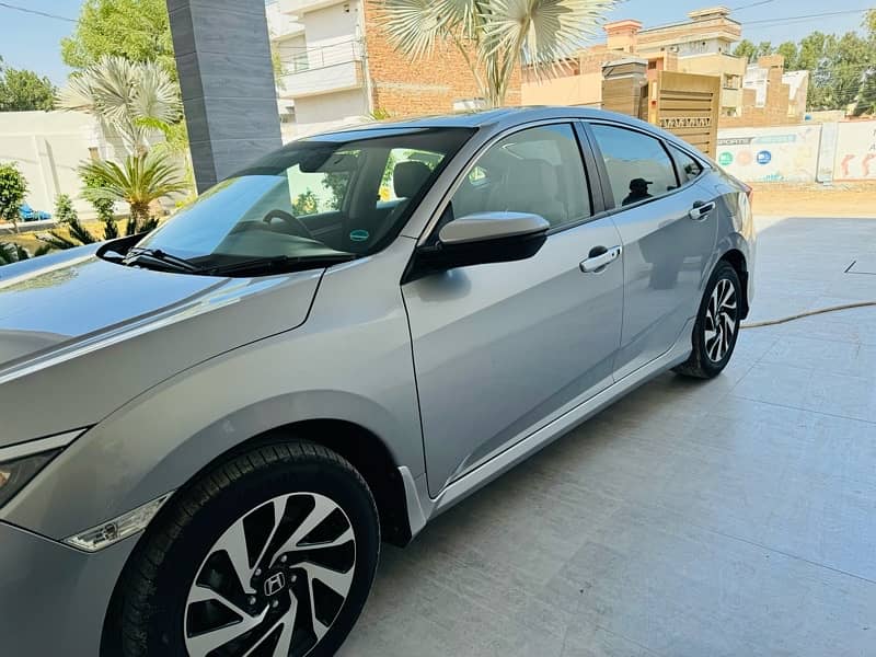 Honda Civic Oriel 2017 7