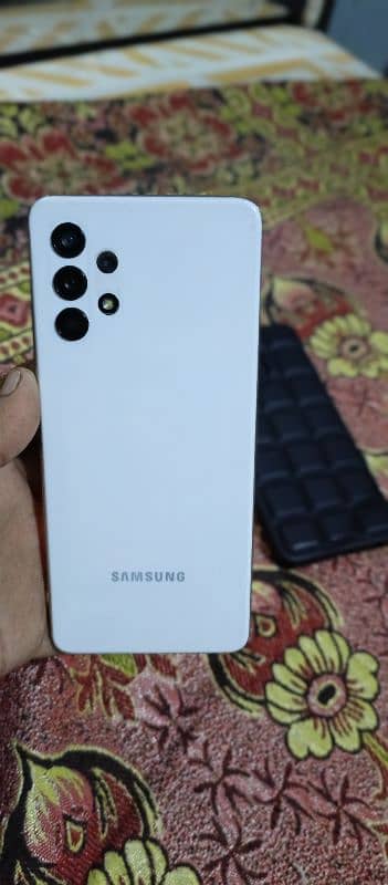 Samsung A32 10/10 condition 6/128 0