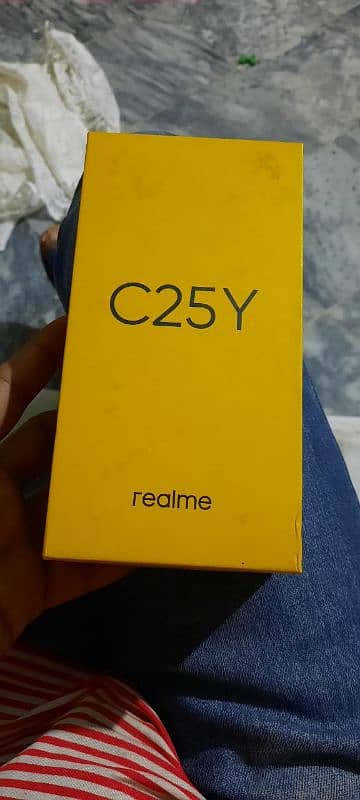 realme c25y 4