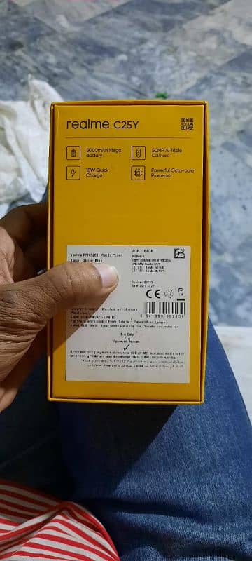 realme c25y 8