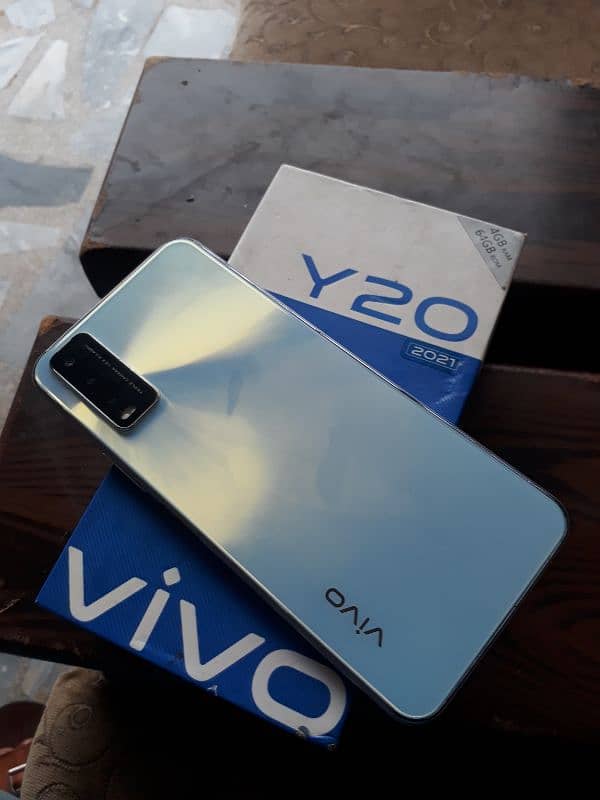 Vivo y20 4GB 64GB complete box official PTA okay 100% okay 1