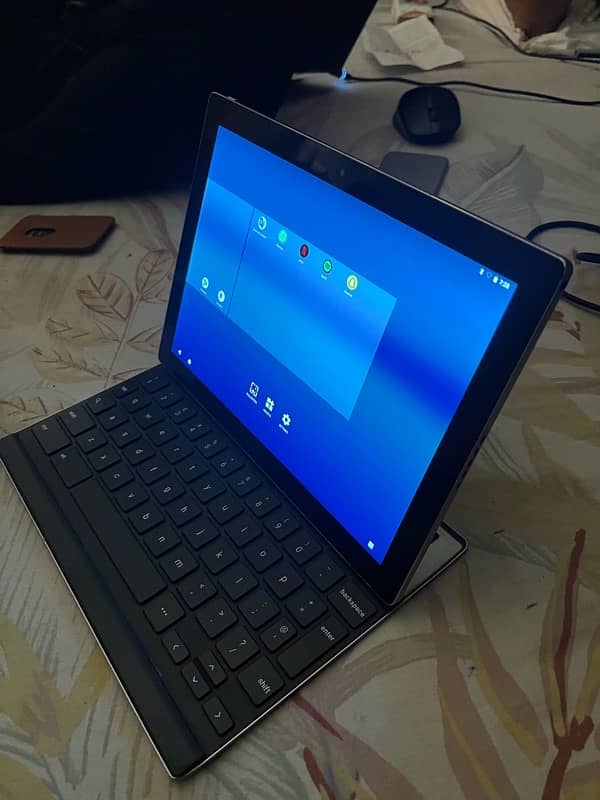 laptop/ tablet ( PIXEL C CHROME ) 7