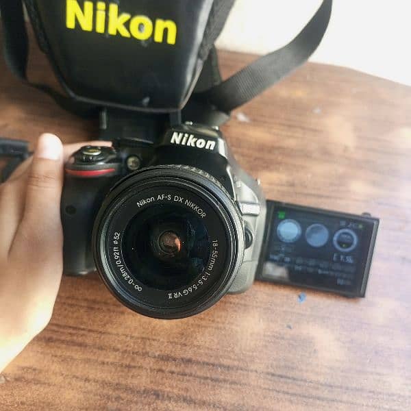 Nikon DSLR Camera D5200 | Condition 10 | Full accessories 2