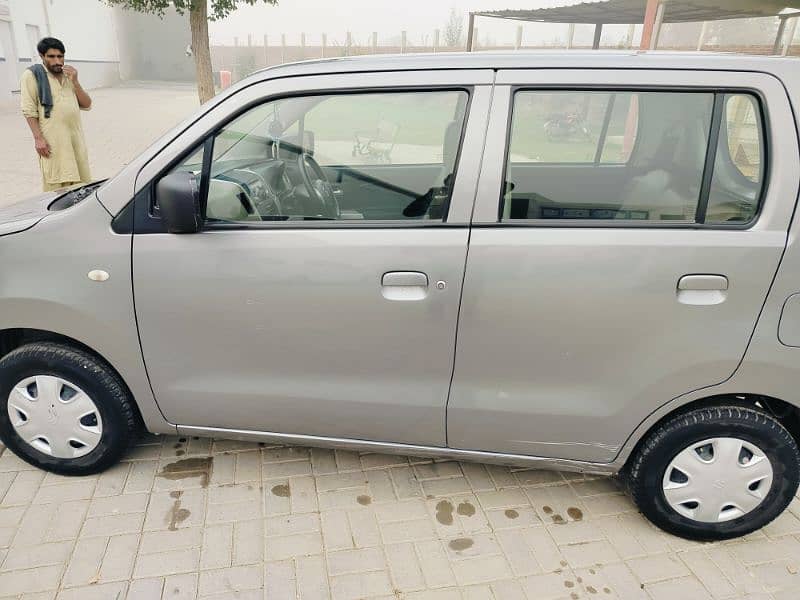 Suzuki Wagon R 2016 5