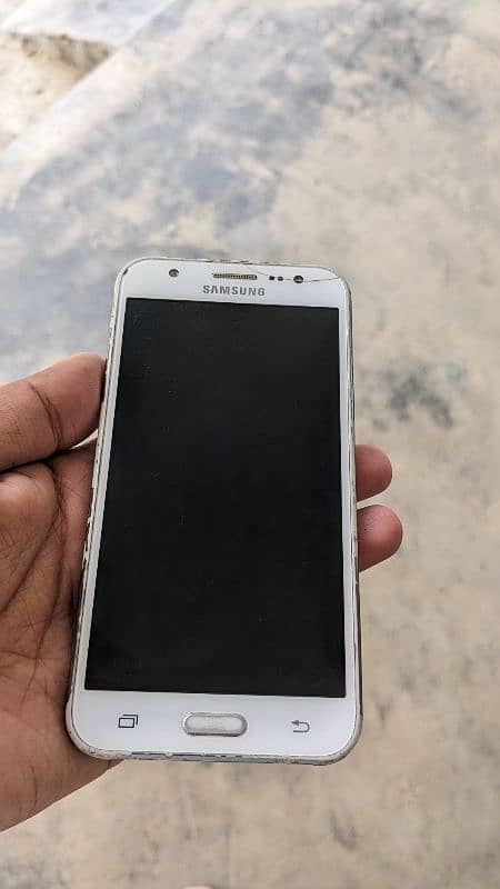 Urgent sale galaxy Samsung J5 0