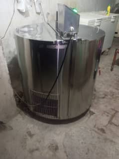 milk chiller 270 ltr