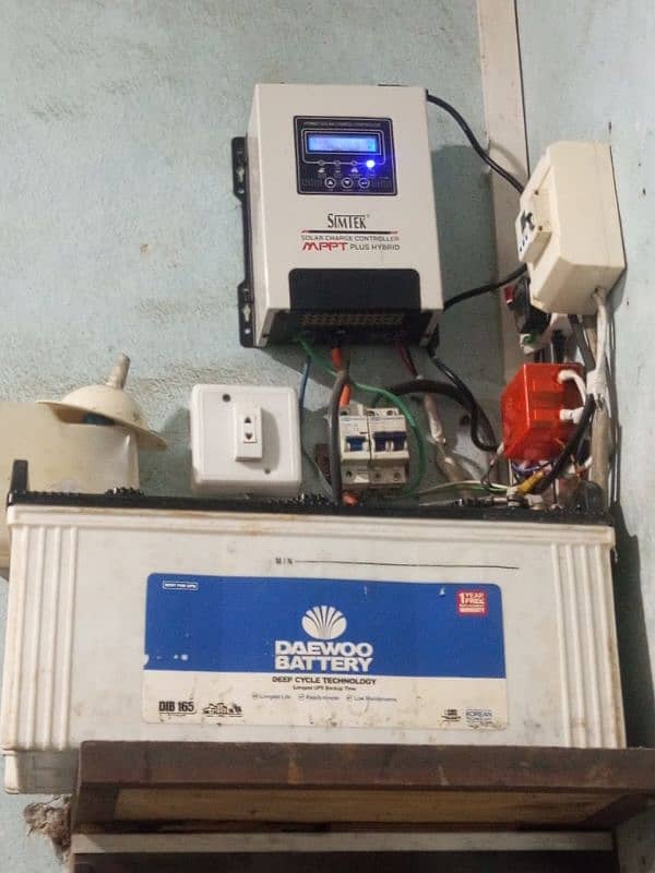 SIMTEK 70A HYBRID SOLAR MPPT CHARGE CONTROLLER 4