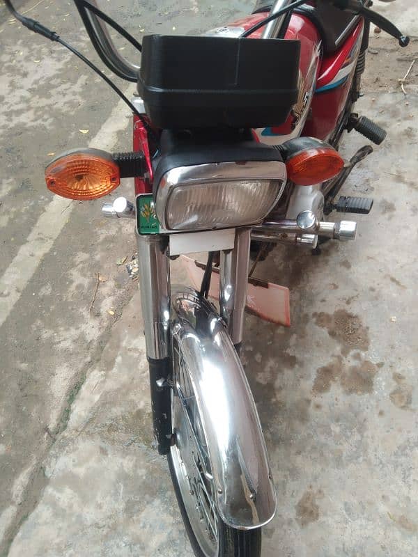 Honda 125 neet condition no any single falt 3