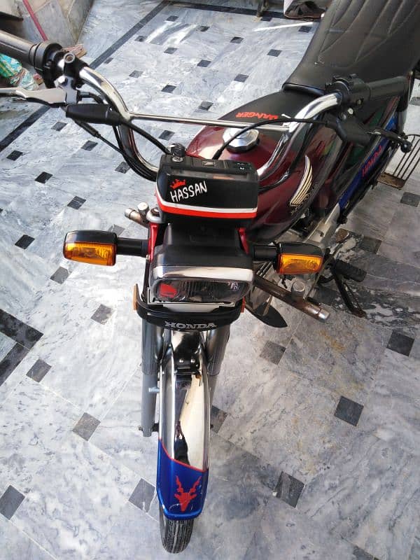 Honda CD 70 for sale 9