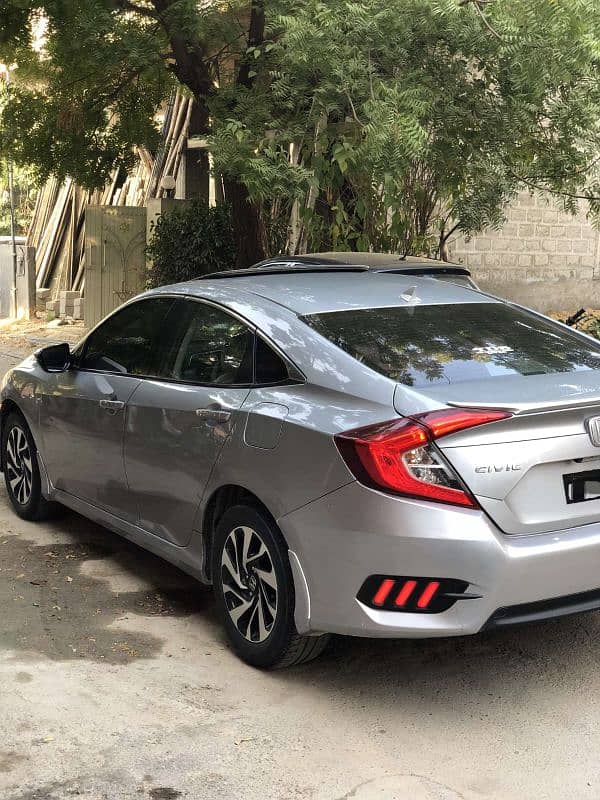 Honda Civic Oriel 2017 5