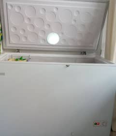 Deep freezer for sale, mint condition