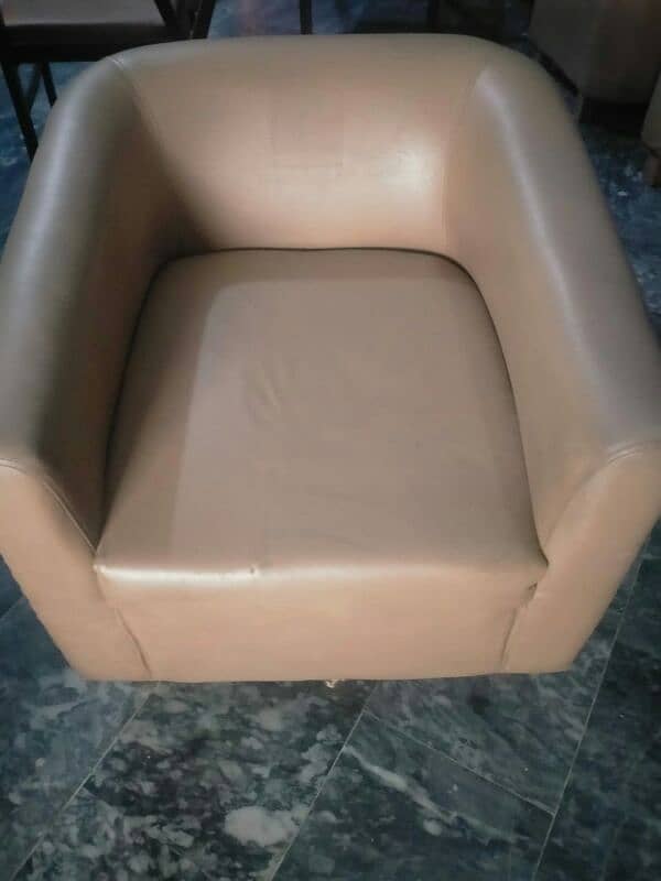 1 seater sofa 1