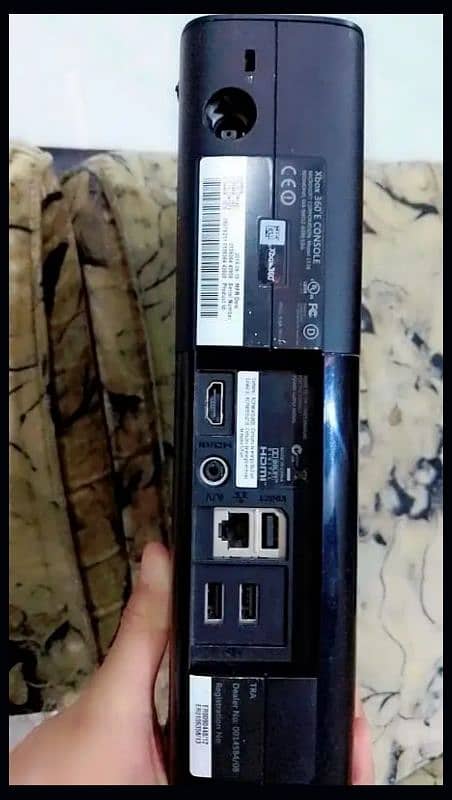 Xbox 360 Super Slim 3