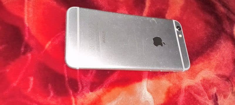 iphone 6 silver 64gb pta approvd 1