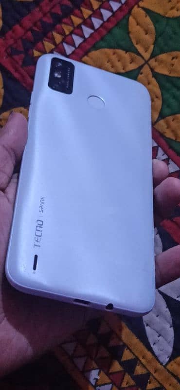 TECNO Spark6Go 64GB 1