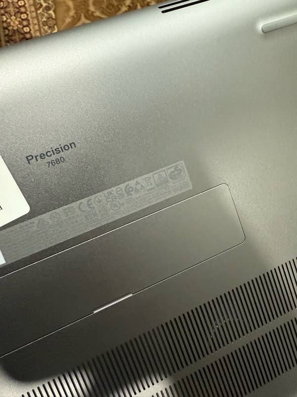 dell precision 7680 13th generation Touchscreen 2