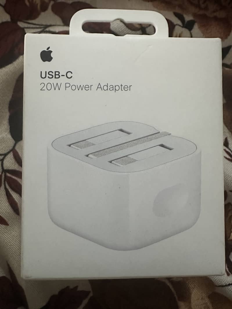 Apple 20W original charger 0