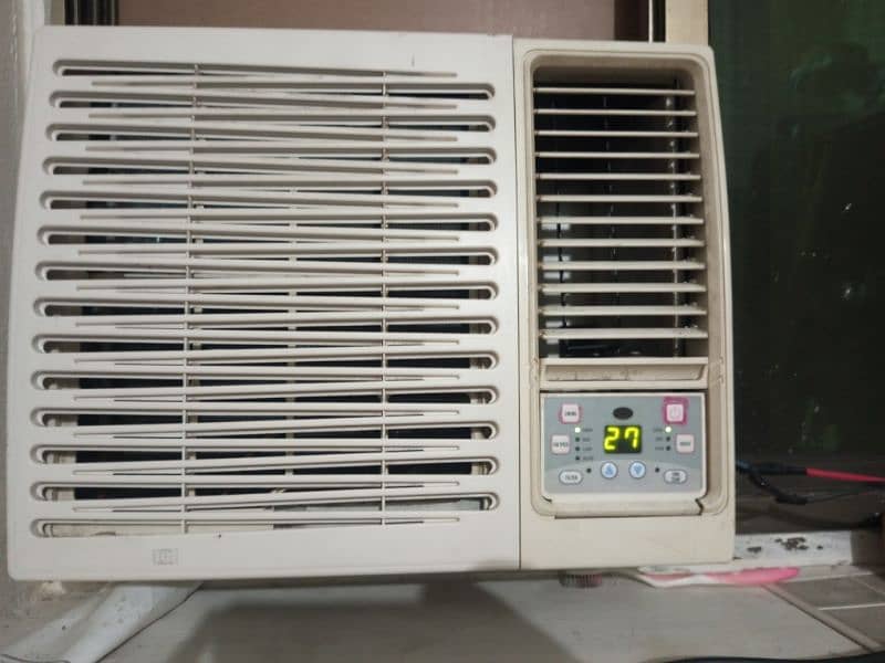 AC window 10/10 condition 0